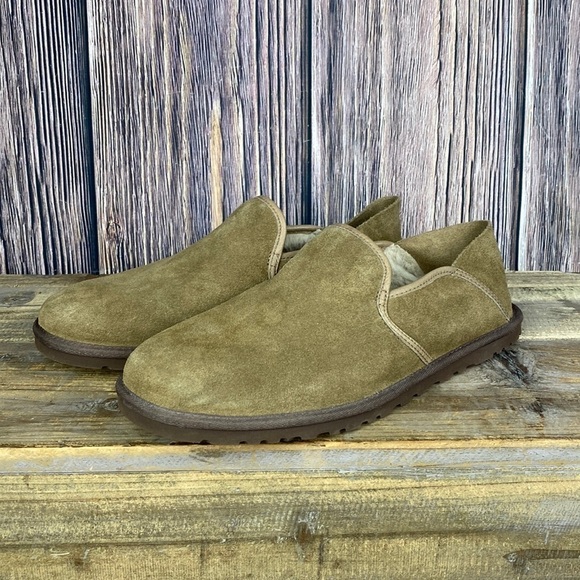 Men’s Ugg Cooke Brown Slippers- Size 10